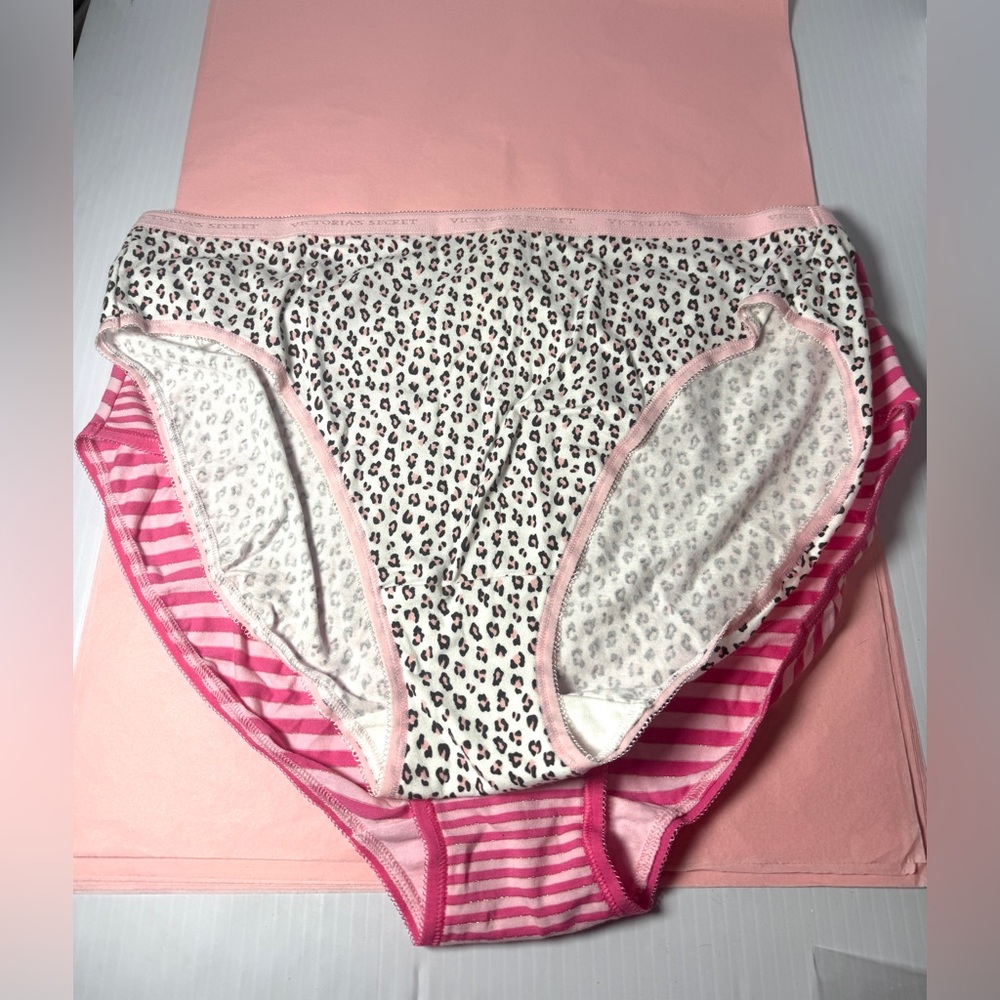 5 Pair Victoria's Secret Leopard and Pink Striped Panty Set